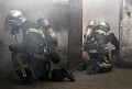  Photos de sapeurs pompiers en action, feu accident 