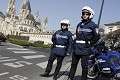 L’un des plus grands changements dans les missions de la police municipale est sans contexte leurs nouvelles prérogatives en matière du code de la route. Mais c’est sans attendre l’arrivée de ces textes de loi en 1999, que la ville de Caen (Calvados) a mis en place, il y a près de 20 ans une brigade motocycliste. Composée d’un effectif de huit motards, la brigade motorisée a naturellement suivi l’évolution technique et technologique des grosses cylindrées.  