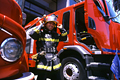 Pour la protection de l’image (UTILISATION INTERDITE SANS AUTORISATION), la photographie n’est pas légendée. Les reportages complets sont disponibles, sous conditions, auprès du photographe/auteur. Feu, santiago, chili, pompiers, volontaires, photos 