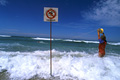 Pour la protection de l’image (UTILISATION INTERDITE SANS AUTORISATION), la photographie n’est pas légendée. Les reportages complets sont disponibles, sous conditions, auprès du photographe/auteur. sauveteurs des plages, pompiers, feu, photos 
