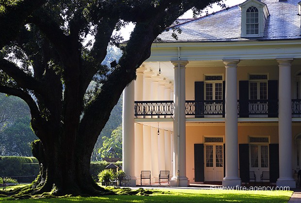 ROUTE DES PLANTATIONS DE LOUISIANE ( extrait du livre)