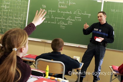 Dans les écoles