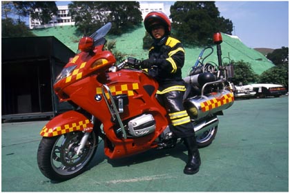 Une moto feu à Hong Kong